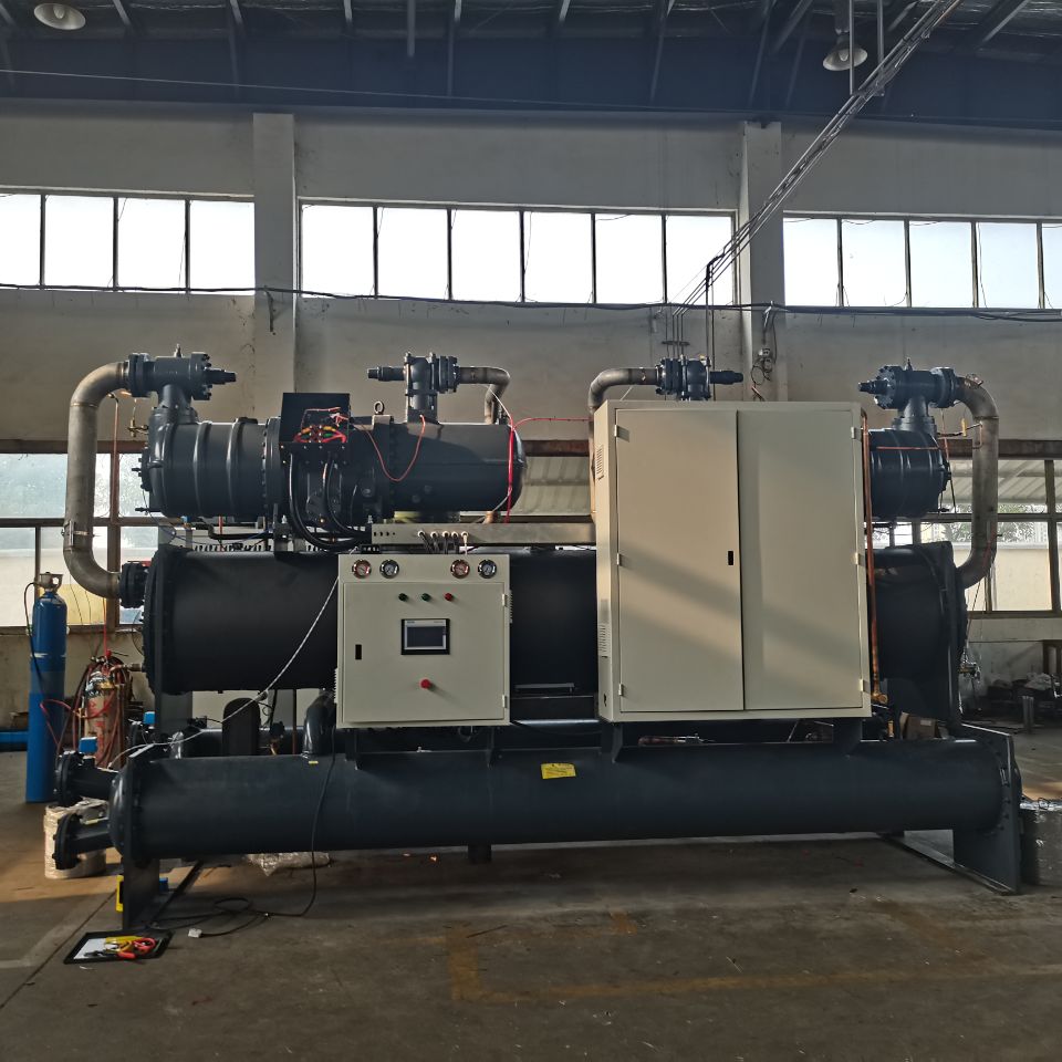 水冷式鹽水低溫冷水機組